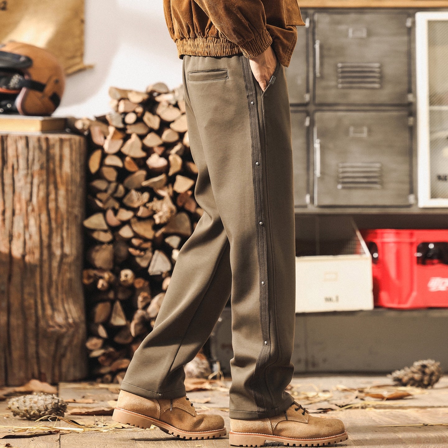 Snap-Side Button SweatPants