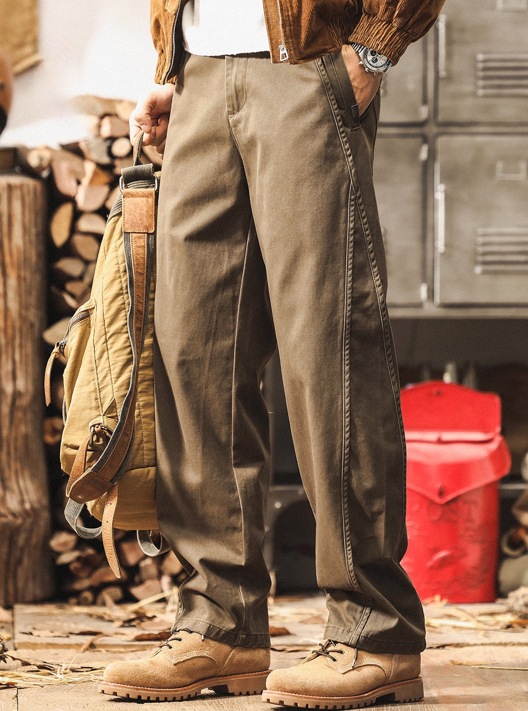 Straight Fit Pants in Washed Khaki