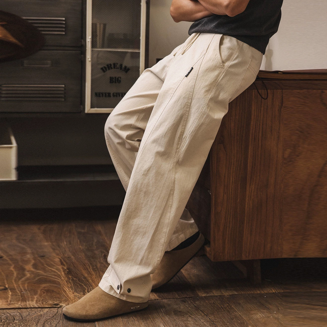 Old Harbour Linen Trousers in Sand Beige