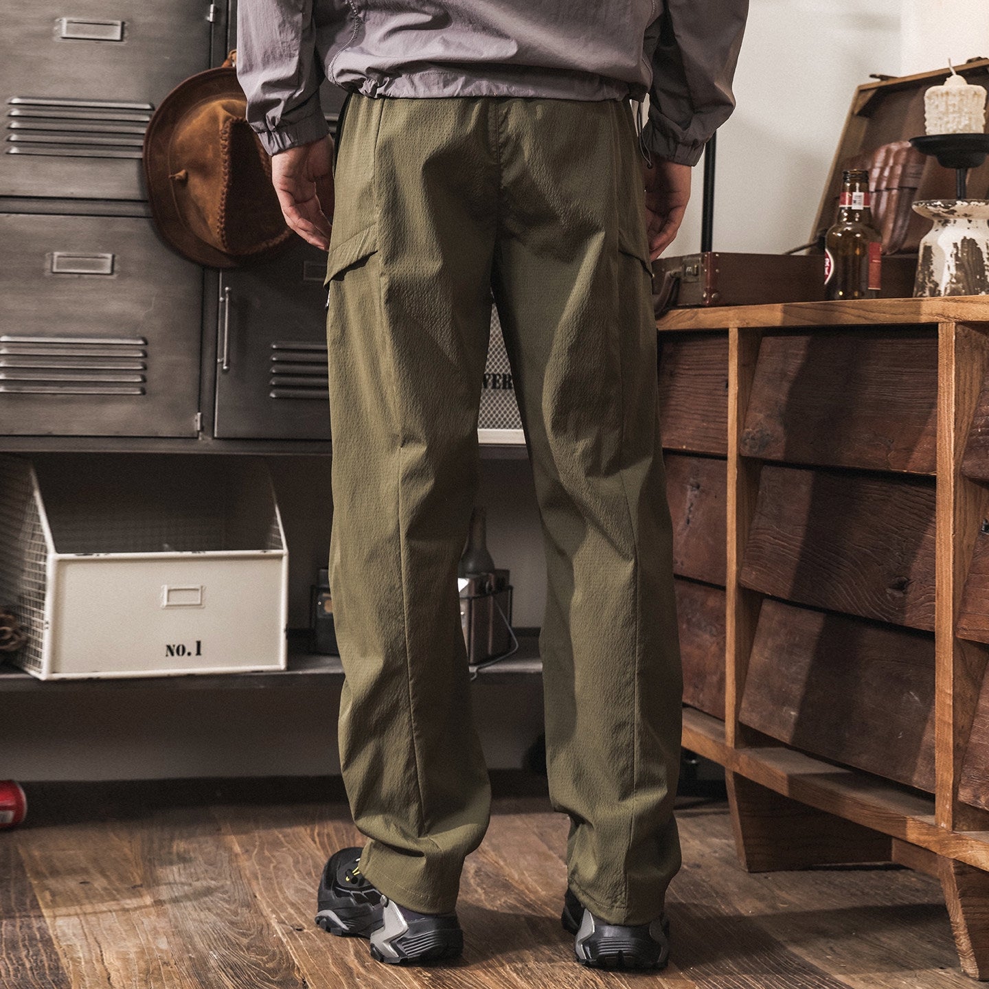 Quick Drying Paratrooper Pants in Military Green