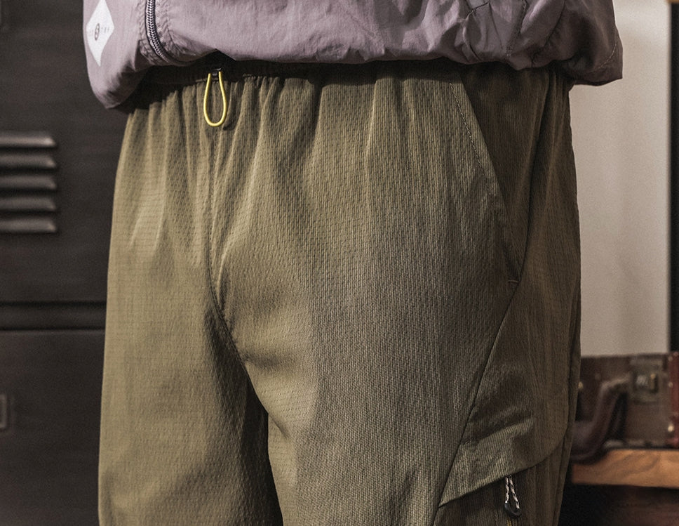 Quick Drying Paratrooper Pants in Military Green