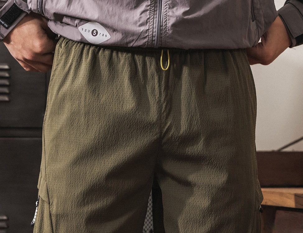 Quick Drying Paratrooper Pants in Military Green