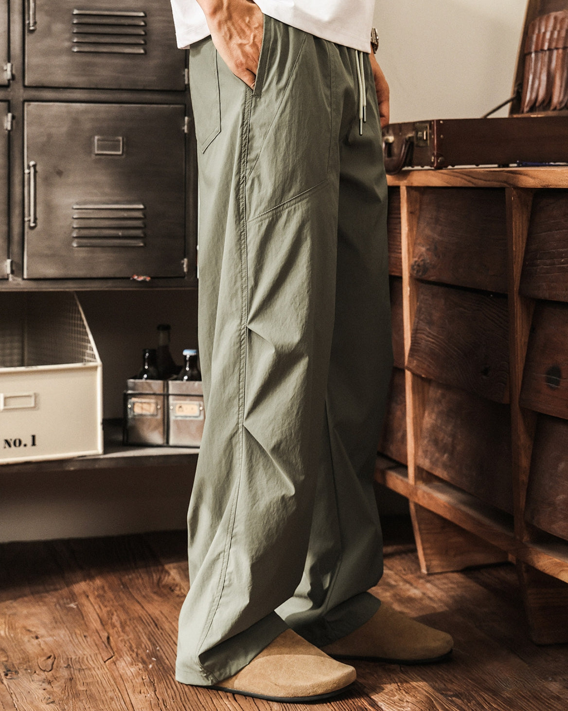 Field Panelled Lightweight Cargo Trousers - ARMYGREEN