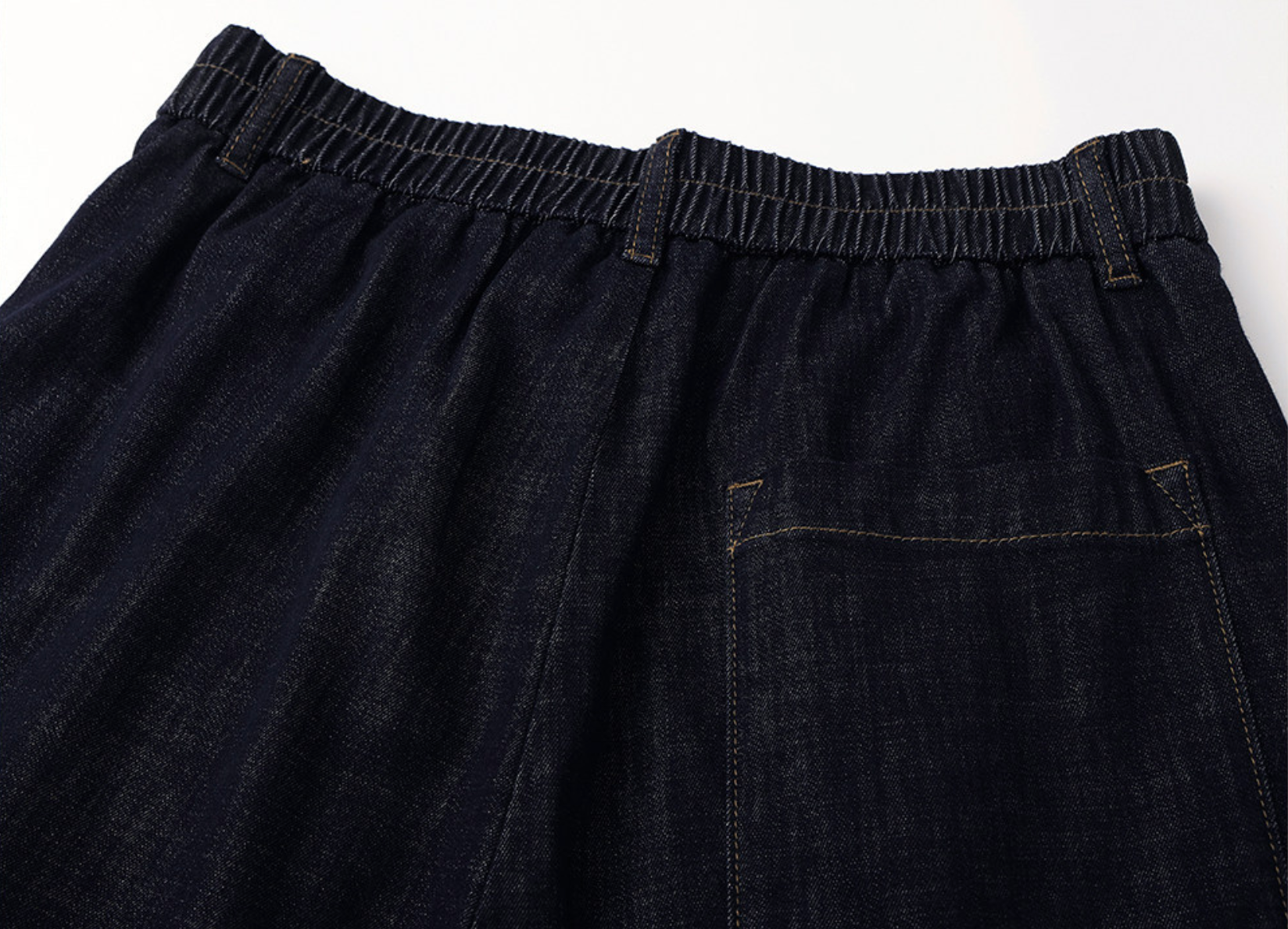 Tencel Denim Linen Pleated Shorts - BLUEBLACK
