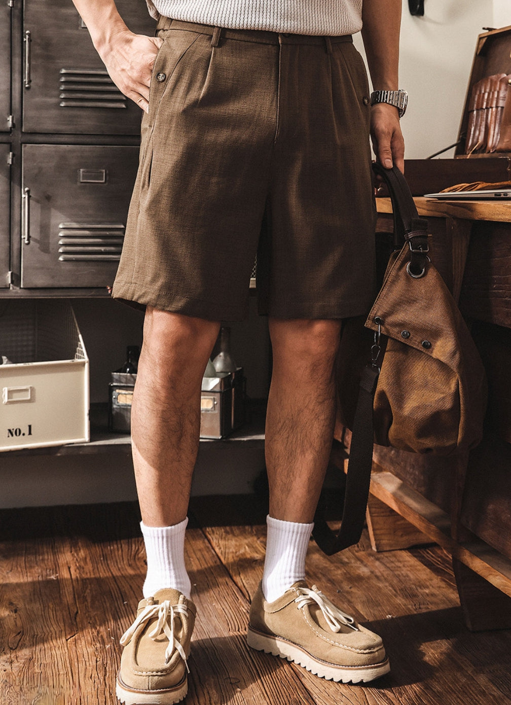 Murray Old Money Style Elasticated Waist Shorts - MOCHA