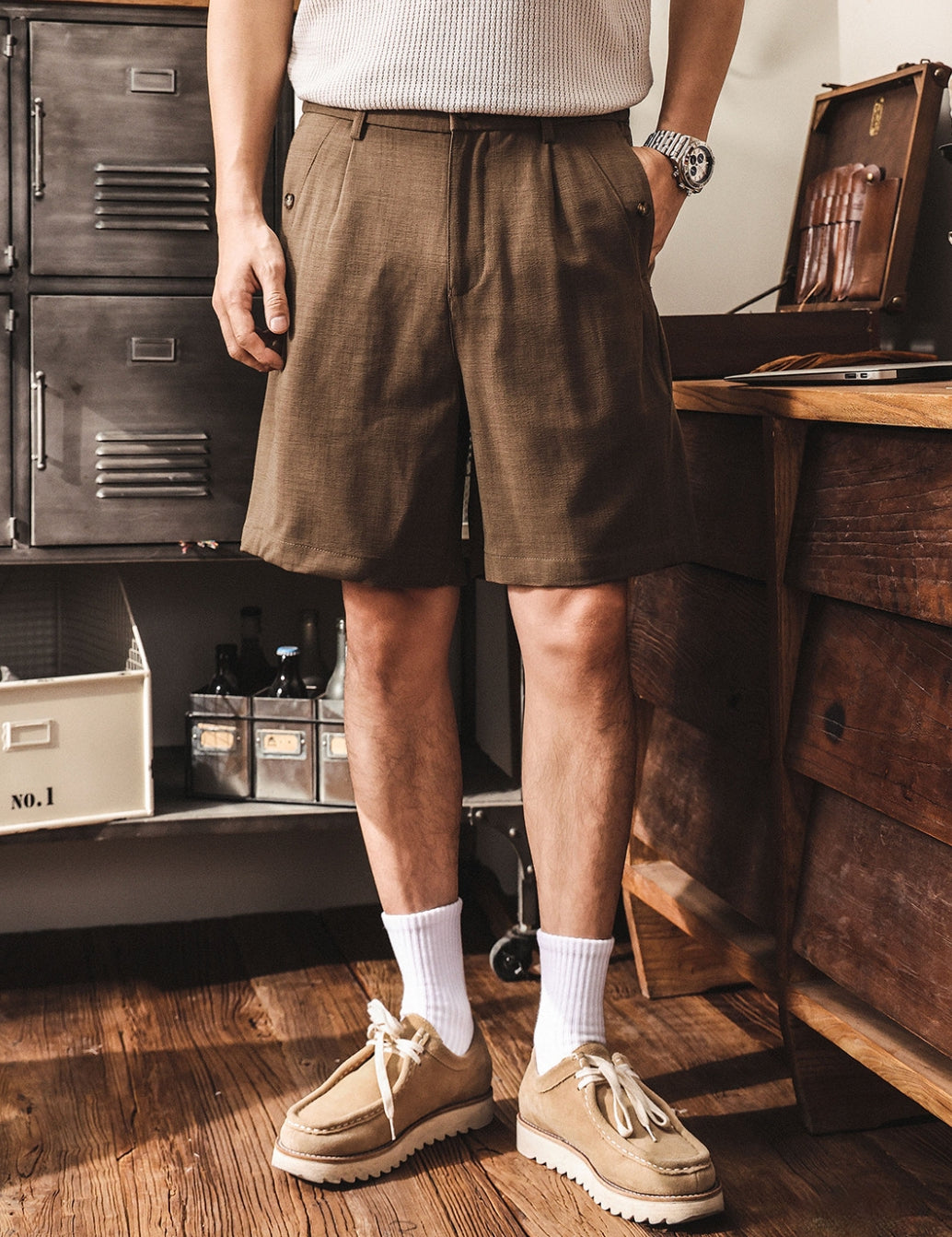 Murray Old Money Style Elasticated Waist Shorts - MOCHA