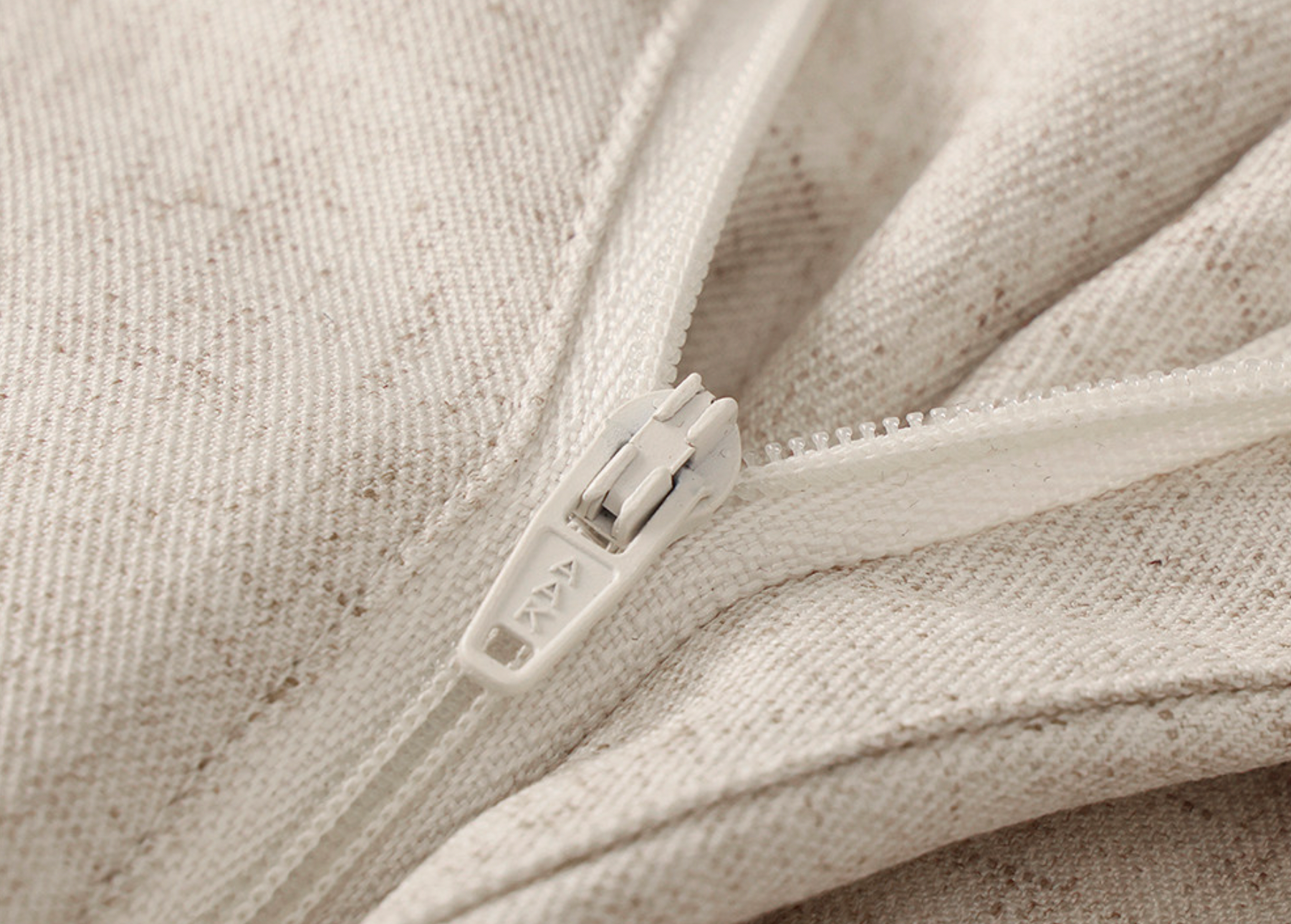 Classic Linen Straight-Leg Suit Shorts with Elasticated Waist - BEIGE