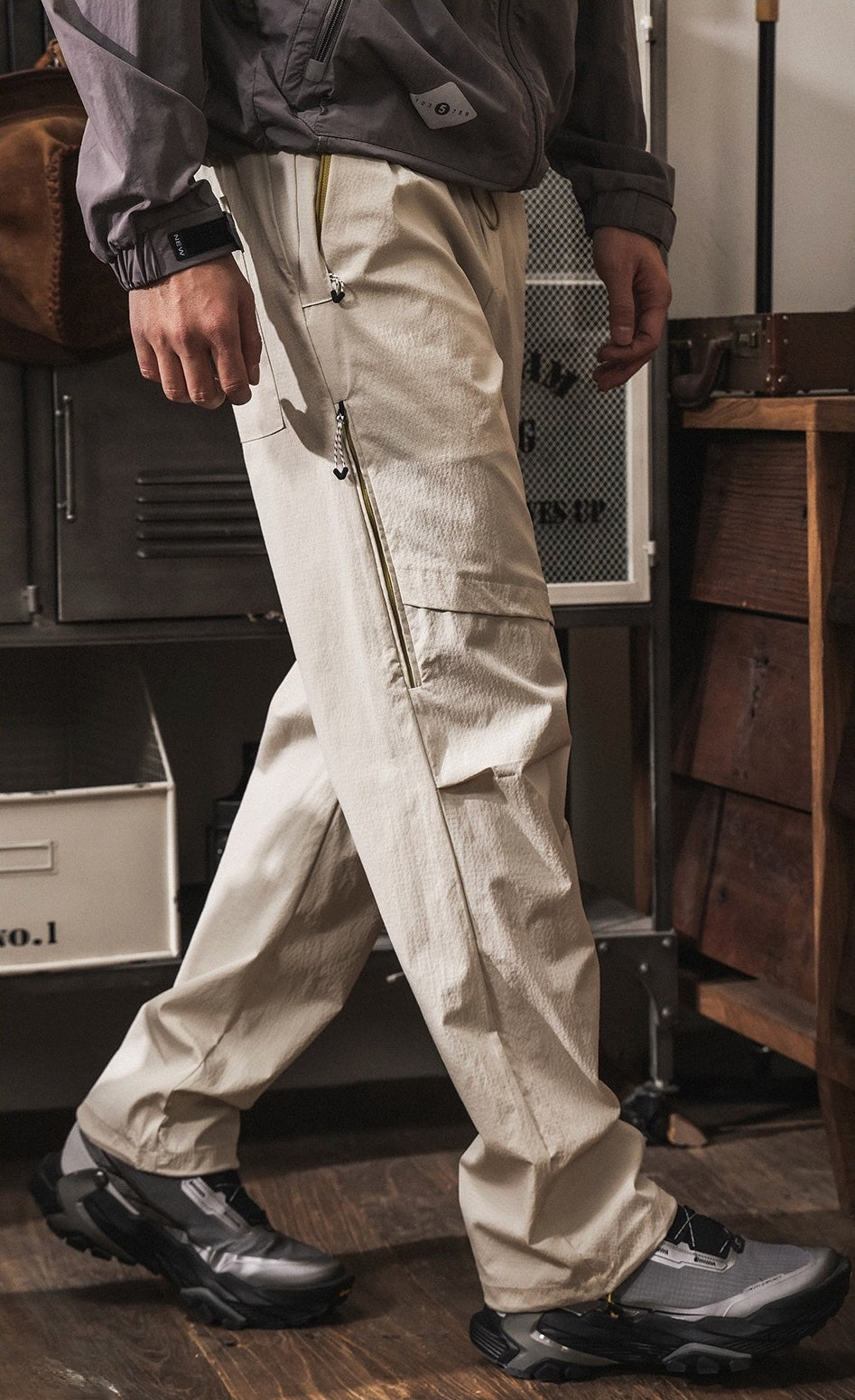 Wear Resistant Wrinkle Free Quick Drying Paratroopers Cargo Pants - APRICOT