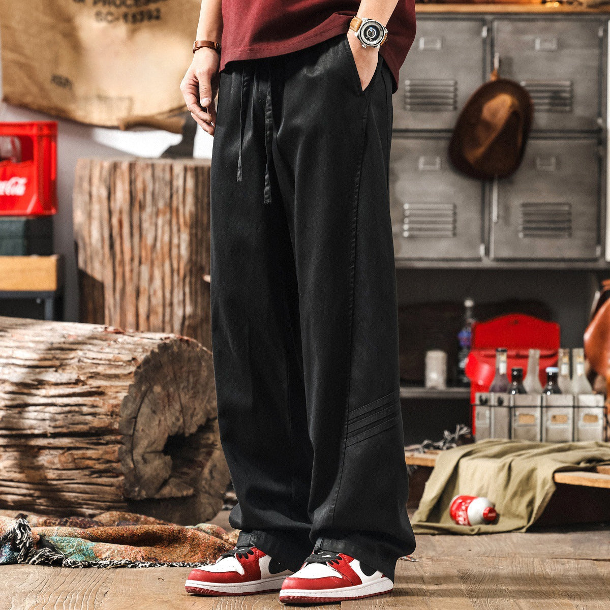 Wear Resistant Wide-Leg Streetwear Pants in Black