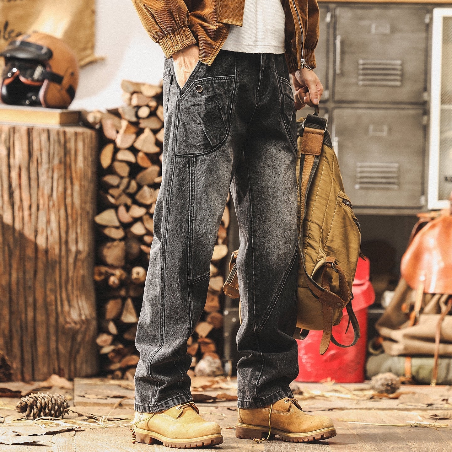 Washed Loose Panelled Jeans