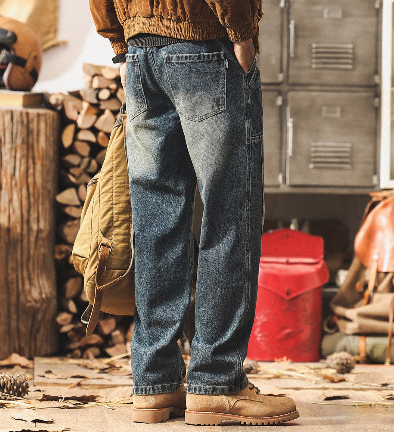 Washed Loose Panelled Jeans